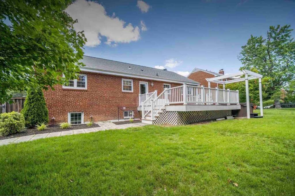 Arlington, Va For Lovers And Friends Exterior foto